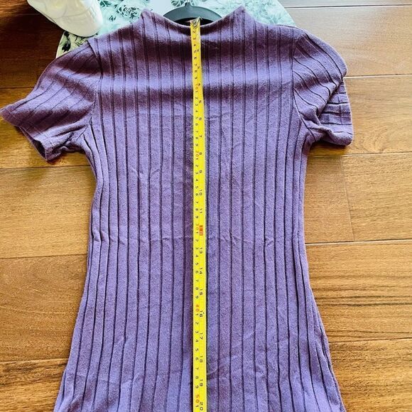 Harloweβ& Graham Purple Ribbed Top,β Size M - Picture 5 of 13